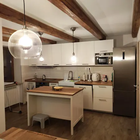 Casa Rosmarin Сasa de vacaciones Spodnje Skofije